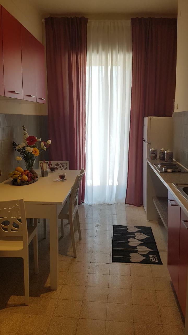 Residenze Benedetto Croce Hotel Bari Exterior photo